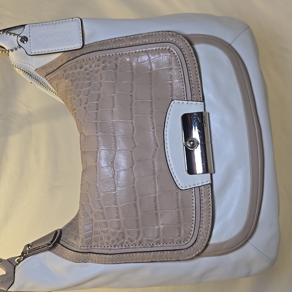 Coach Leather Convertible Hobo Crossbody Bag Cream Blush Croc Embossed